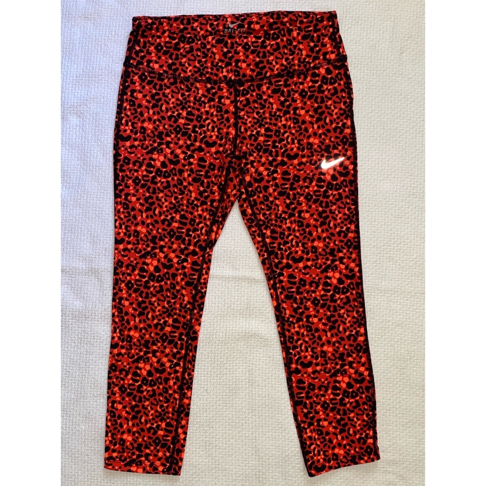 Nike Dri-Fit Animal Print Cropped Leggings